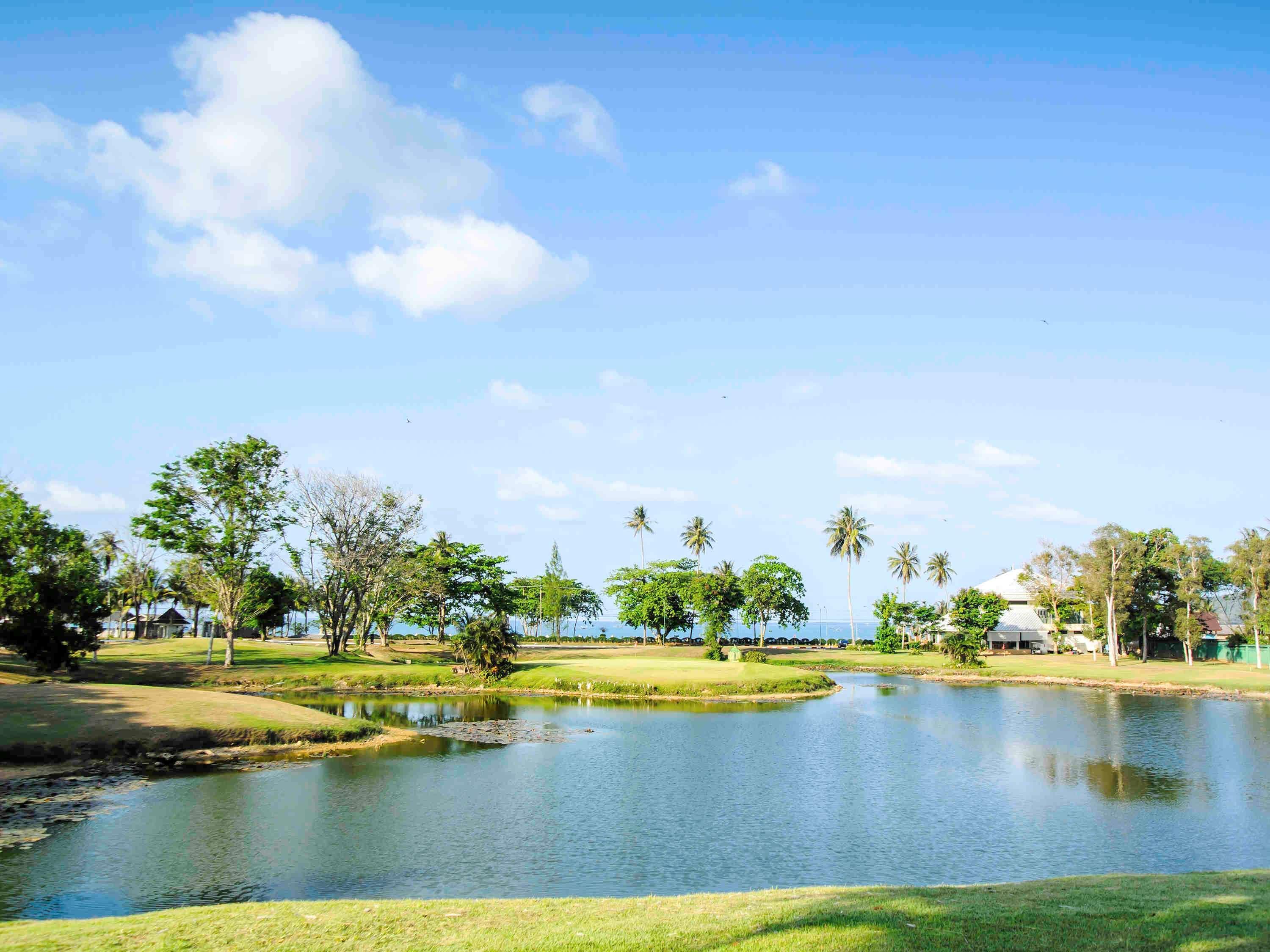 The Nouveau Chumphon Beach Resort And Golf Exterior foto