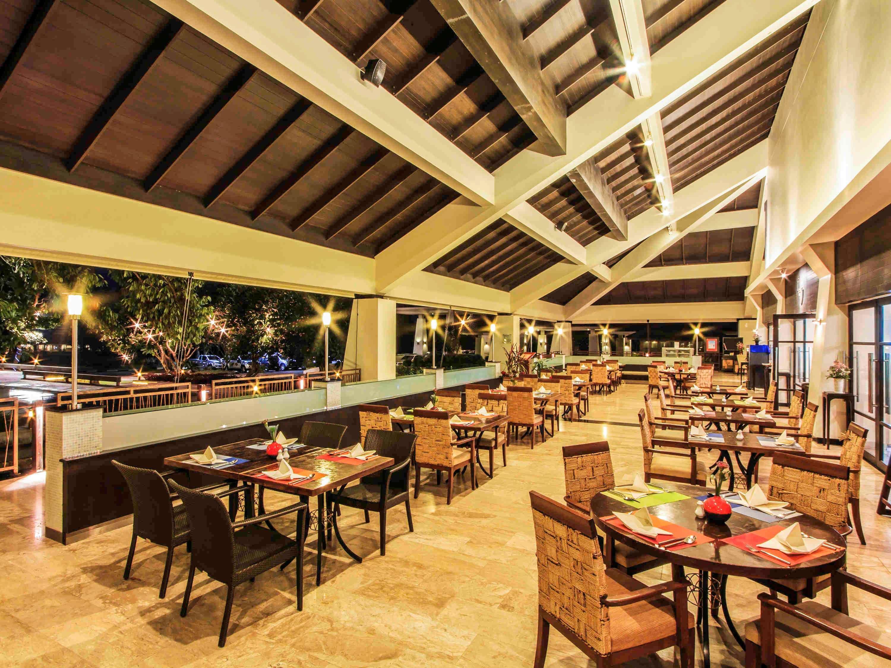 The Nouveau Chumphon Beach Resort And Golf Exterior foto