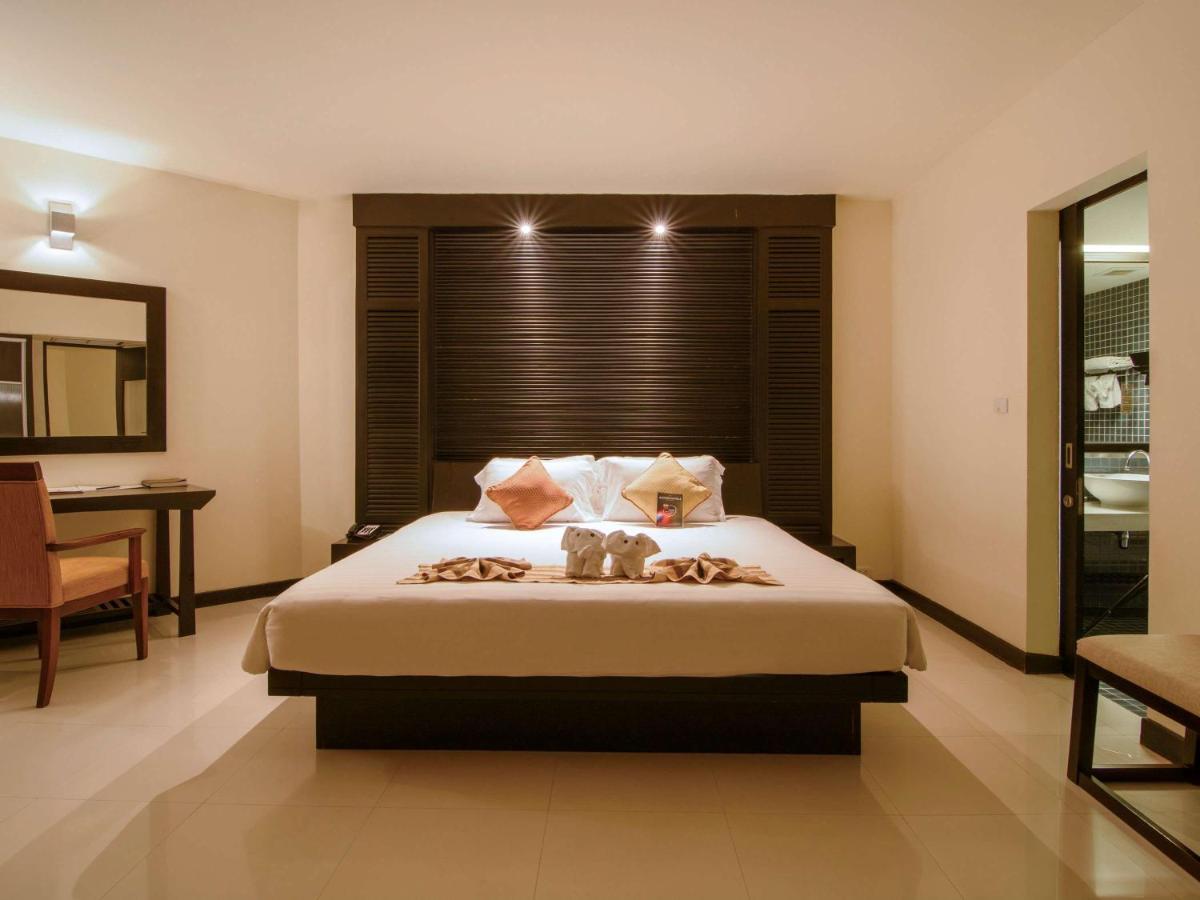 The Nouveau Chumphon Beach Resort And Golf Exterior foto